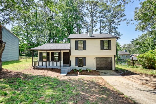 3959 WOOD PATH Drive, Stone Mountain, GA 30083