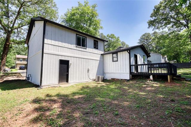 3959 WOOD PATH Drive, Stone Mountain, GA 30083