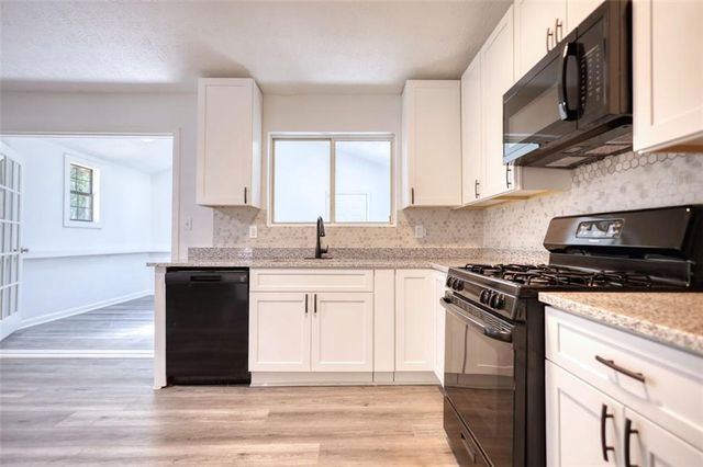 3959 WOOD PATH Drive, Stone Mountain, GA 30083