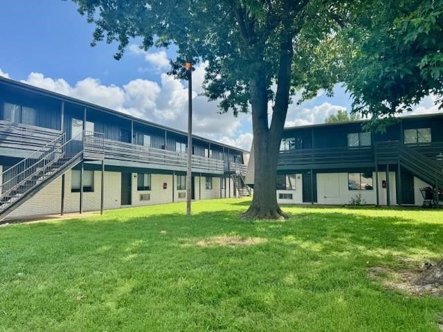 1701 S West End Street 77, Springdale, AR 72764