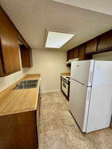 1701 S West End Street 77, Springdale, AR 72764