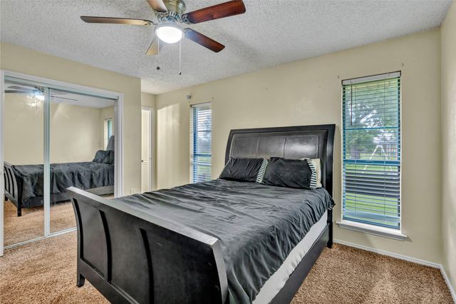 108 Prairie Creek Road, Red Oak, TX 75154