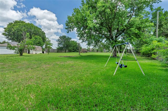 108 Prairie Creek Road, Red Oak, TX 75154