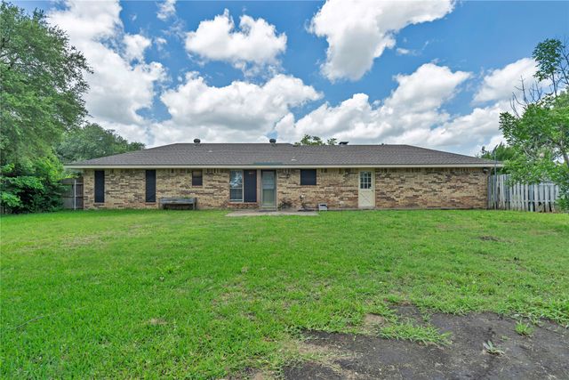 108 Prairie Creek Road, Red Oak, TX 75154
