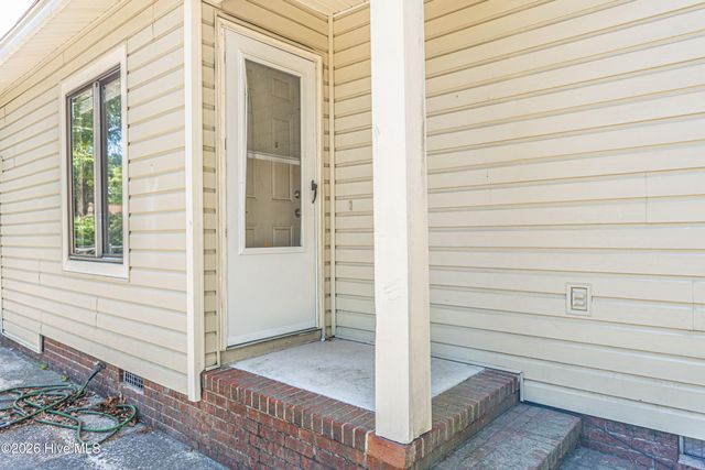 3026 Akron Drive, Hope Mills, NC 28348