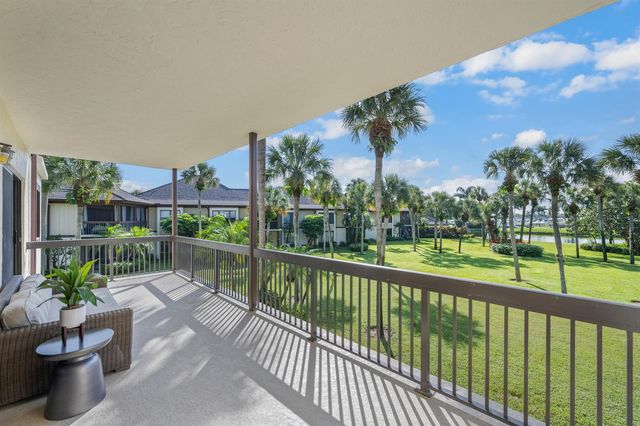 13388 Polo Road W 201, Wellington, FL 33414