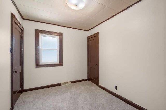 2561 S 68th STREET, Milwaukee, WI 53219