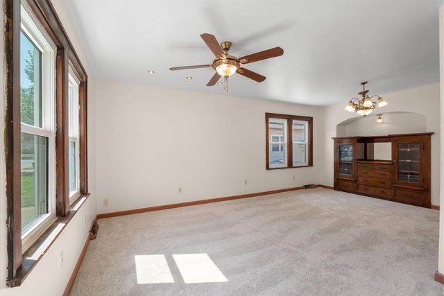 2561 S 68th STREET, Milwaukee, WI 53219