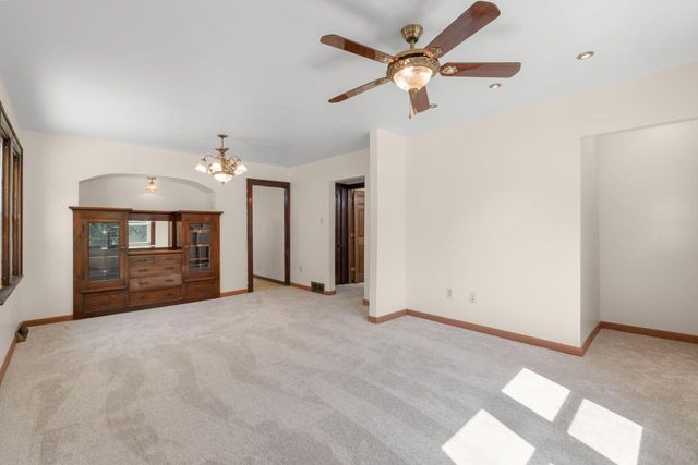 2561 S 68th STREET, Milwaukee, WI 53219