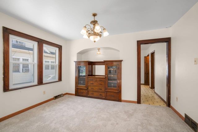 2561 S 68th STREET, Milwaukee, WI 53219