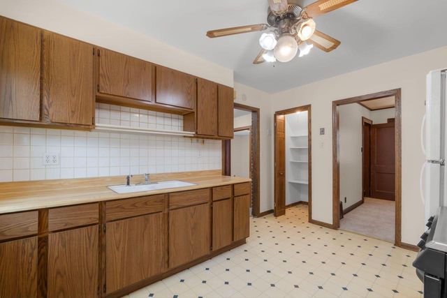 2561 S 68th STREET, Milwaukee, WI 53219