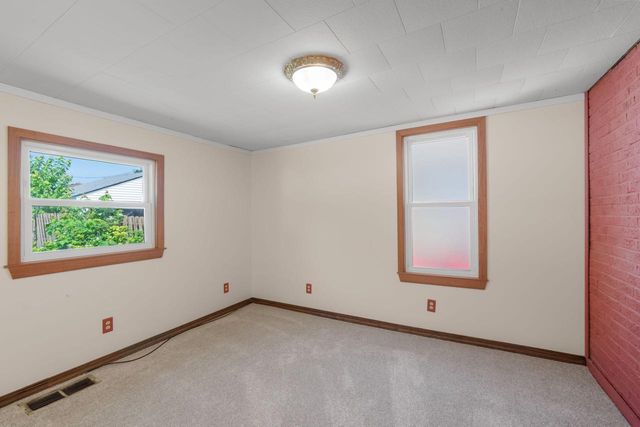 2561 S 68th STREET, Milwaukee, WI 53219