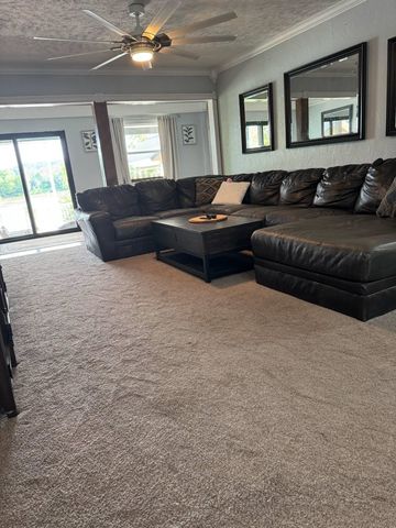 415 Riverside, Chesapeake, OH 45619