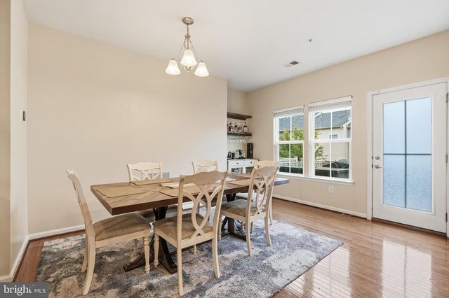 7993 TRAILVIEW XING, Glen Burnie, MD 21060