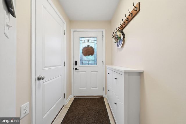 7993 TRAILVIEW XING, Glen Burnie, MD 21060