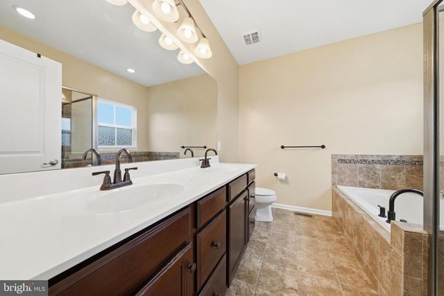 7993 TRAILVIEW XING, Glen Burnie, MD 21060