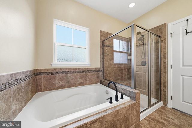 7993 TRAILVIEW XING, Glen Burnie, MD 21060
