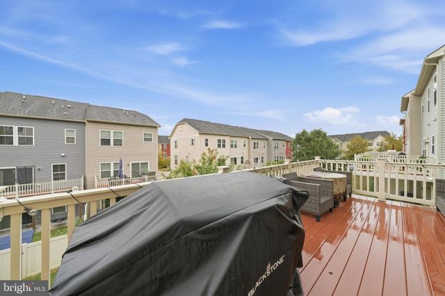 7993 TRAILVIEW XING, Glen Burnie, MD 21060