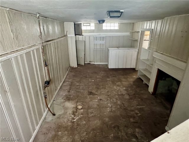 4868 E 88th Street, Garfield Heights, OH 44125