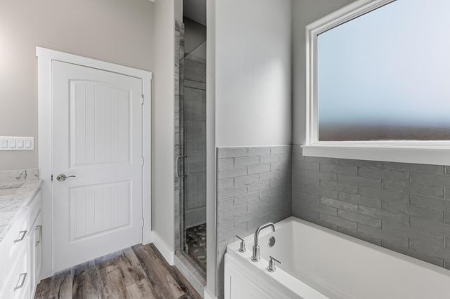 637 Round Prairie Rd, Huntsville, TX 77320