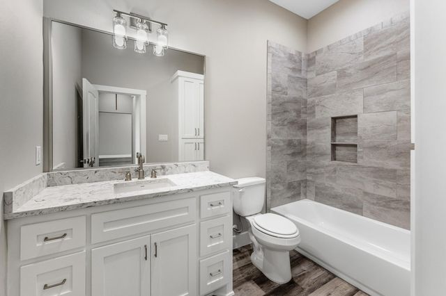 637 Round Prairie Rd, Huntsville, TX 77320