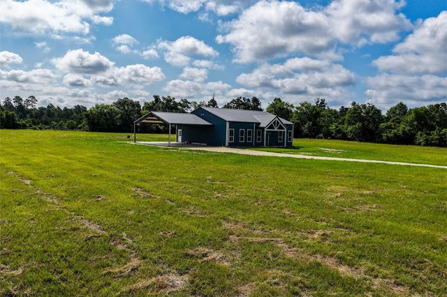 637 Round Prairie Rd, Huntsville, TX 77320