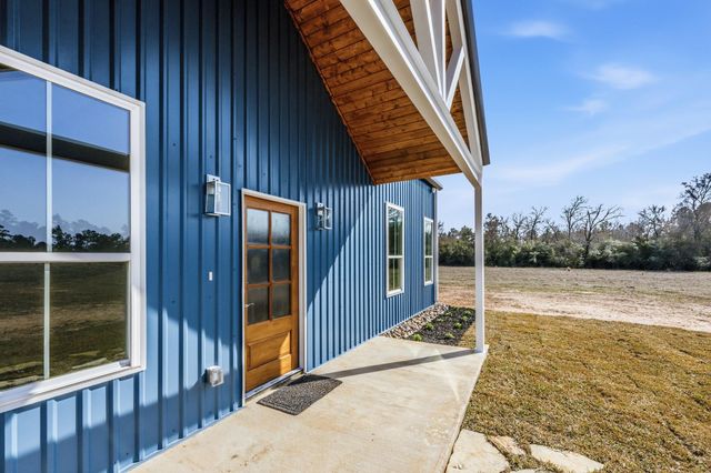 637 Round Prairie Rd, Huntsville, TX 77320