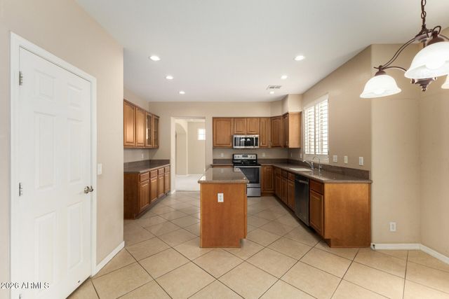 2543 S RINCON Drive, Chandler, AZ 85286