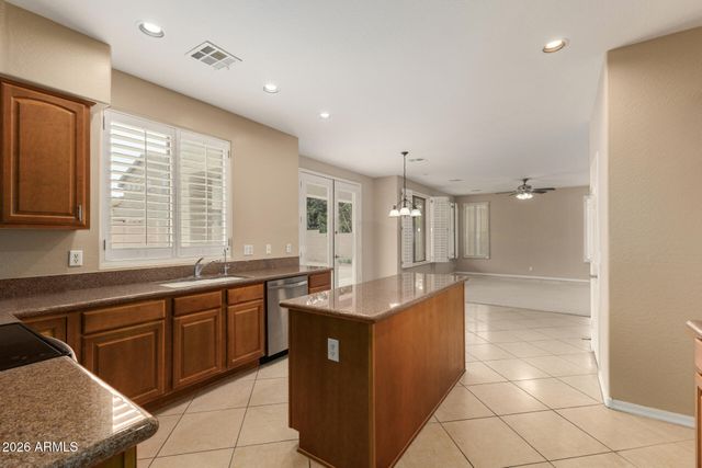 2543 S RINCON Drive, Chandler, AZ 85286