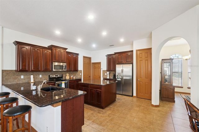 2921 FALCONHILL DRIVE, Apopka, FL 32712