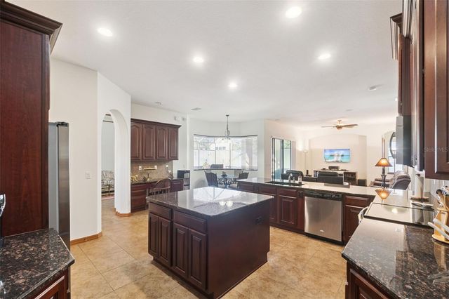 2921 FALCONHILL DRIVE, Apopka, FL 32712