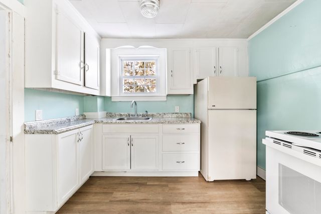 14 Berwick Road, South Berwick, ME 03908