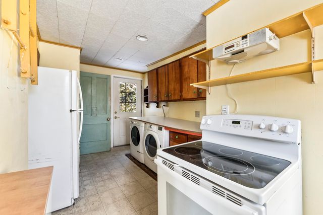 14 Berwick Road, South Berwick, ME 03908