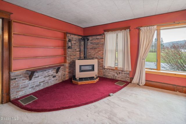 5754 State Route 10, Cobleskill, NY 12043