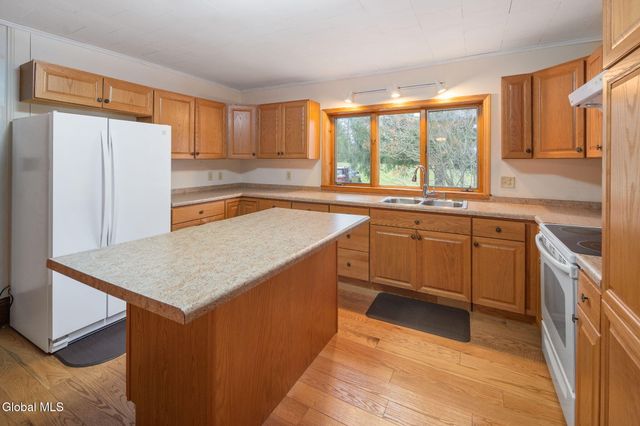 5754 State Route 10, Cobleskill, NY 12043