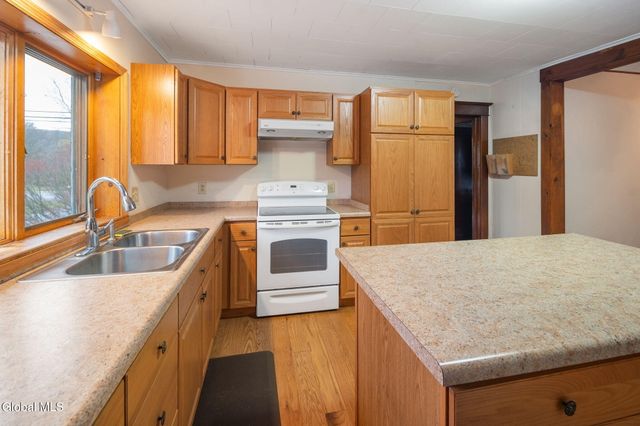 5754 State Route 10, Cobleskill, NY 12043