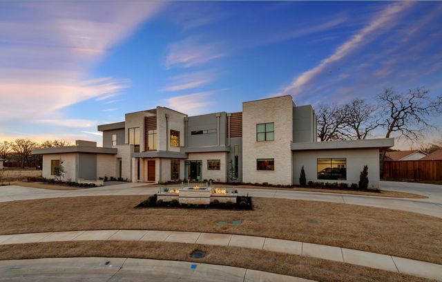 1032 Hatch Court, Southlake, TX 76092