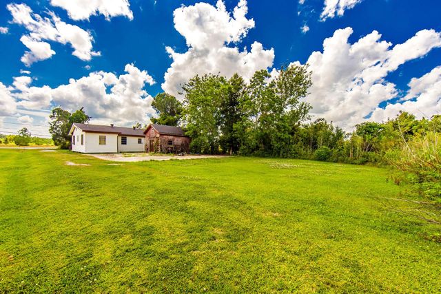 358 Bayou Blue Bypass Rd, Gray, LA 70359