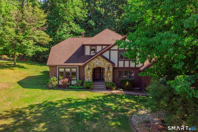 61 Putting Green Lane, Prospect, CT 06712