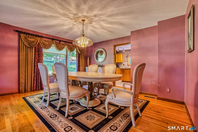 61 Putting Green Lane, Prospect, CT 06712