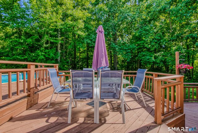 61 Putting Green Lane, Prospect, CT 06712