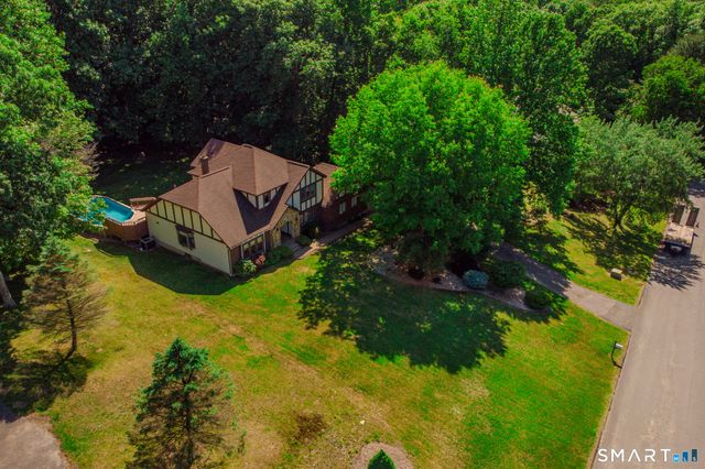 61 Putting Green Lane, Prospect, CT 06712