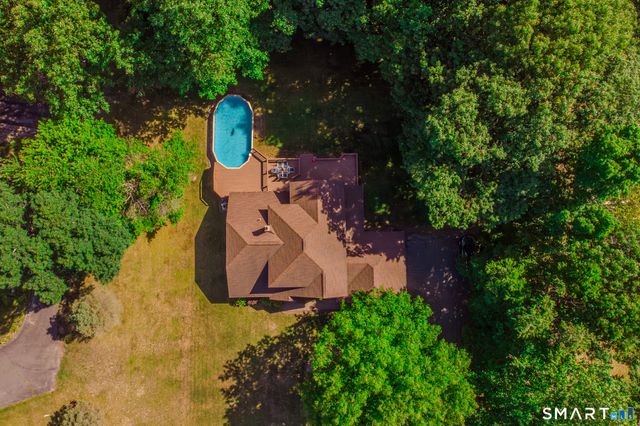 61 Putting Green Lane, Prospect, CT 06712