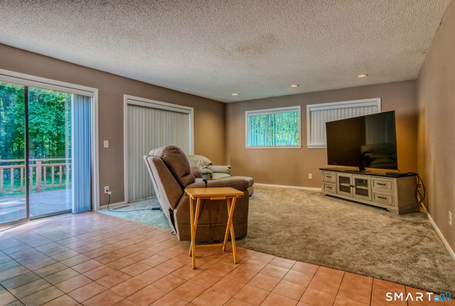 61 Putting Green Lane, Prospect, CT 06712