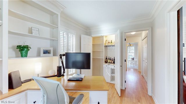 145 Greenbrier Drive, Chagrin Falls, OH 44022