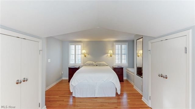 145 Greenbrier Drive, Chagrin Falls, OH 44022