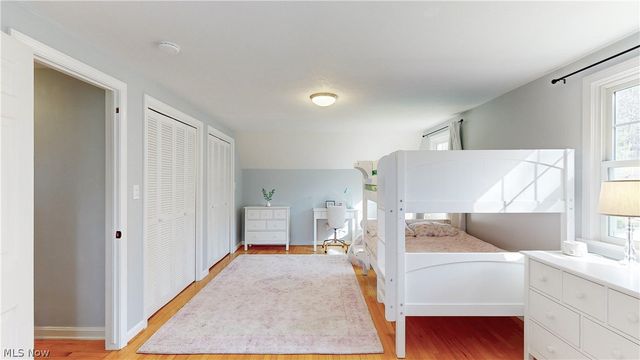 145 Greenbrier Drive, Chagrin Falls, OH 44022