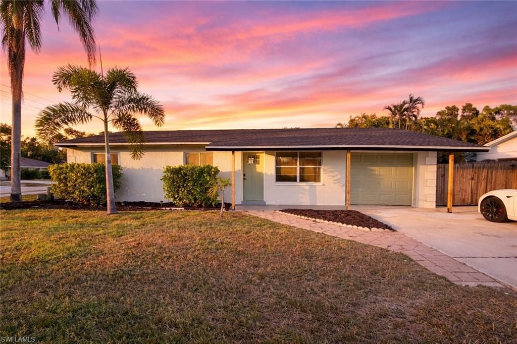 9017 Pineapple RD, Fort Myers, FL 33967