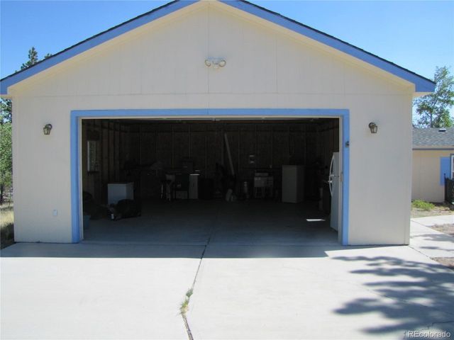 560 Concho Trl, Hartsel, CO 80449