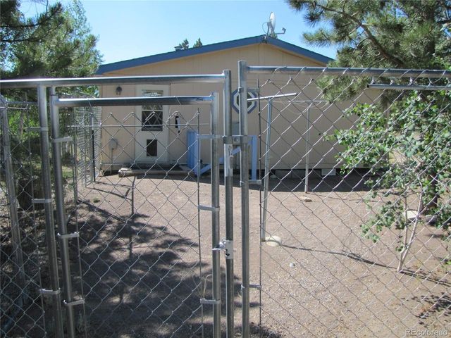 560 Concho Trl, Hartsel, CO 80449